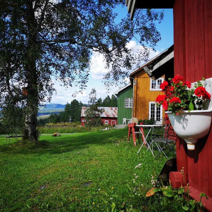 Haugtun Gardspensjonat Og Leiligheter Nordre Land Exterior foto
